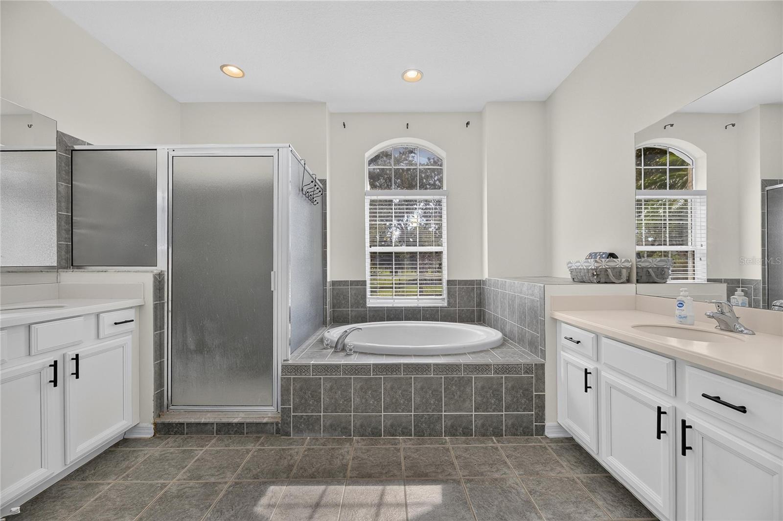 1438 EMERALD HILL WAY