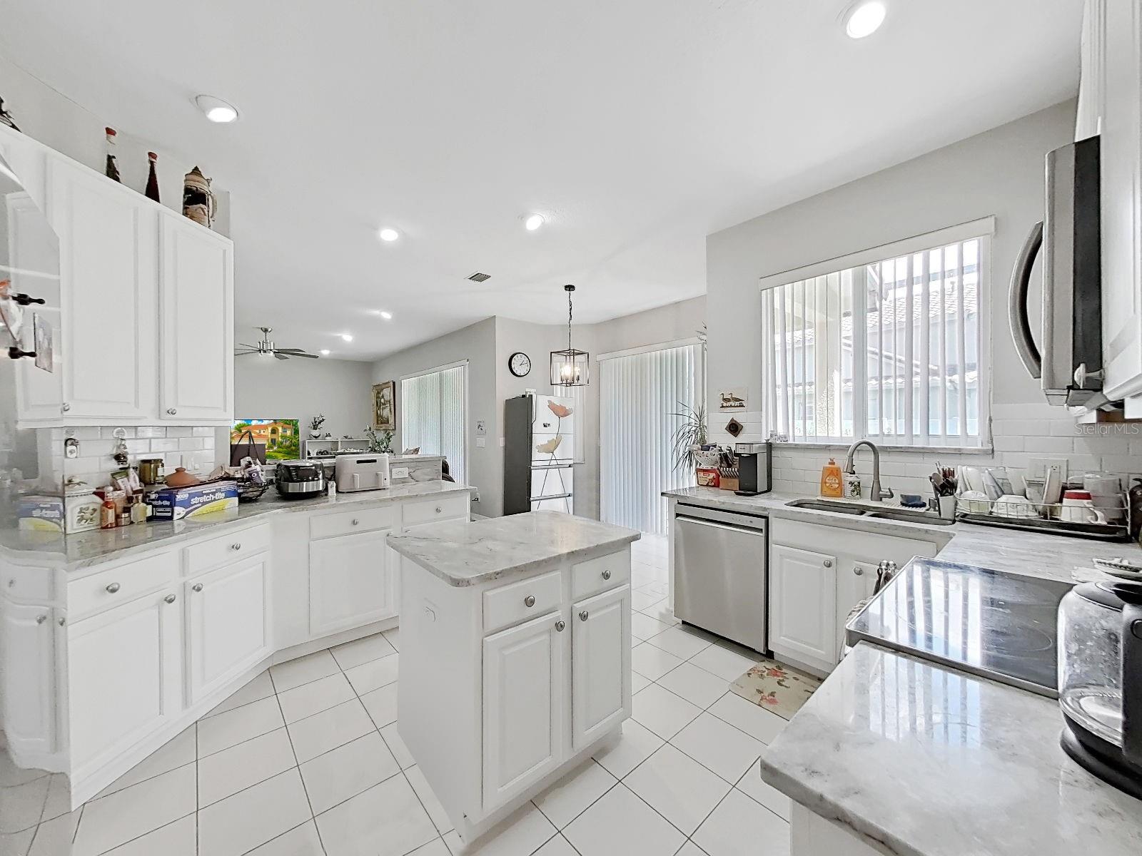 10212 GARDEN ALCOVE DR