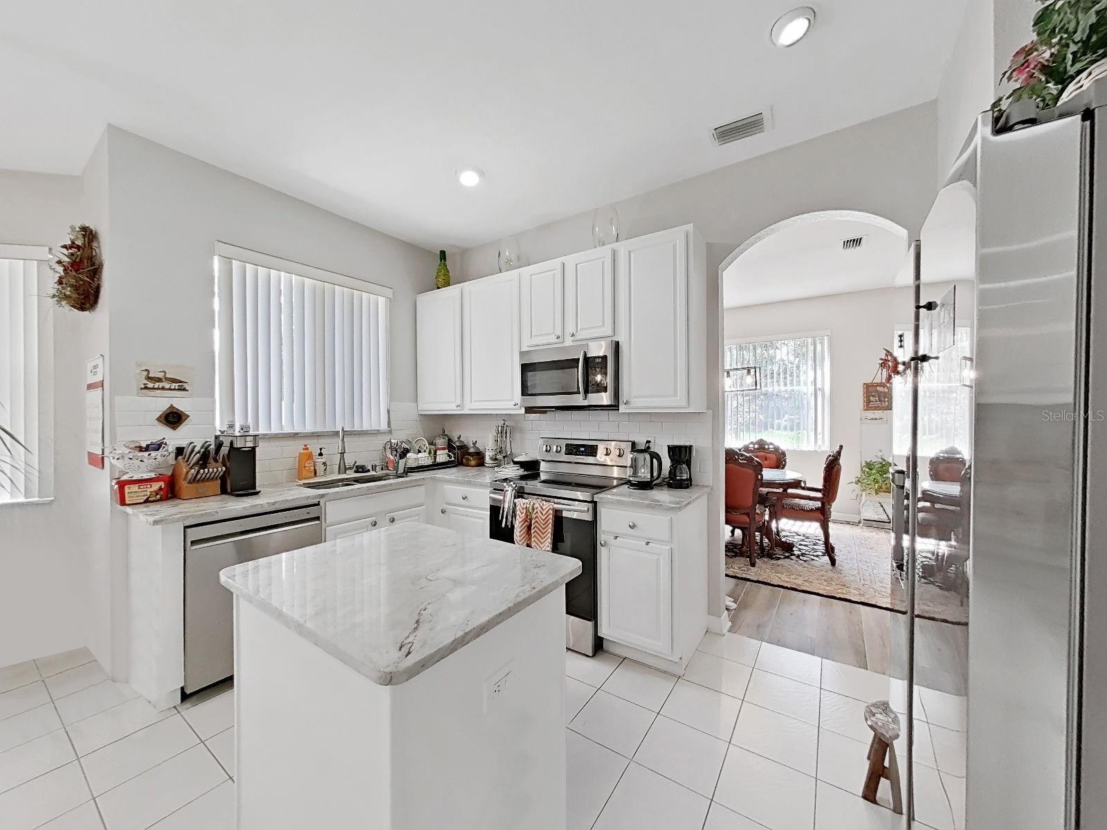 10212 GARDEN ALCOVE DR