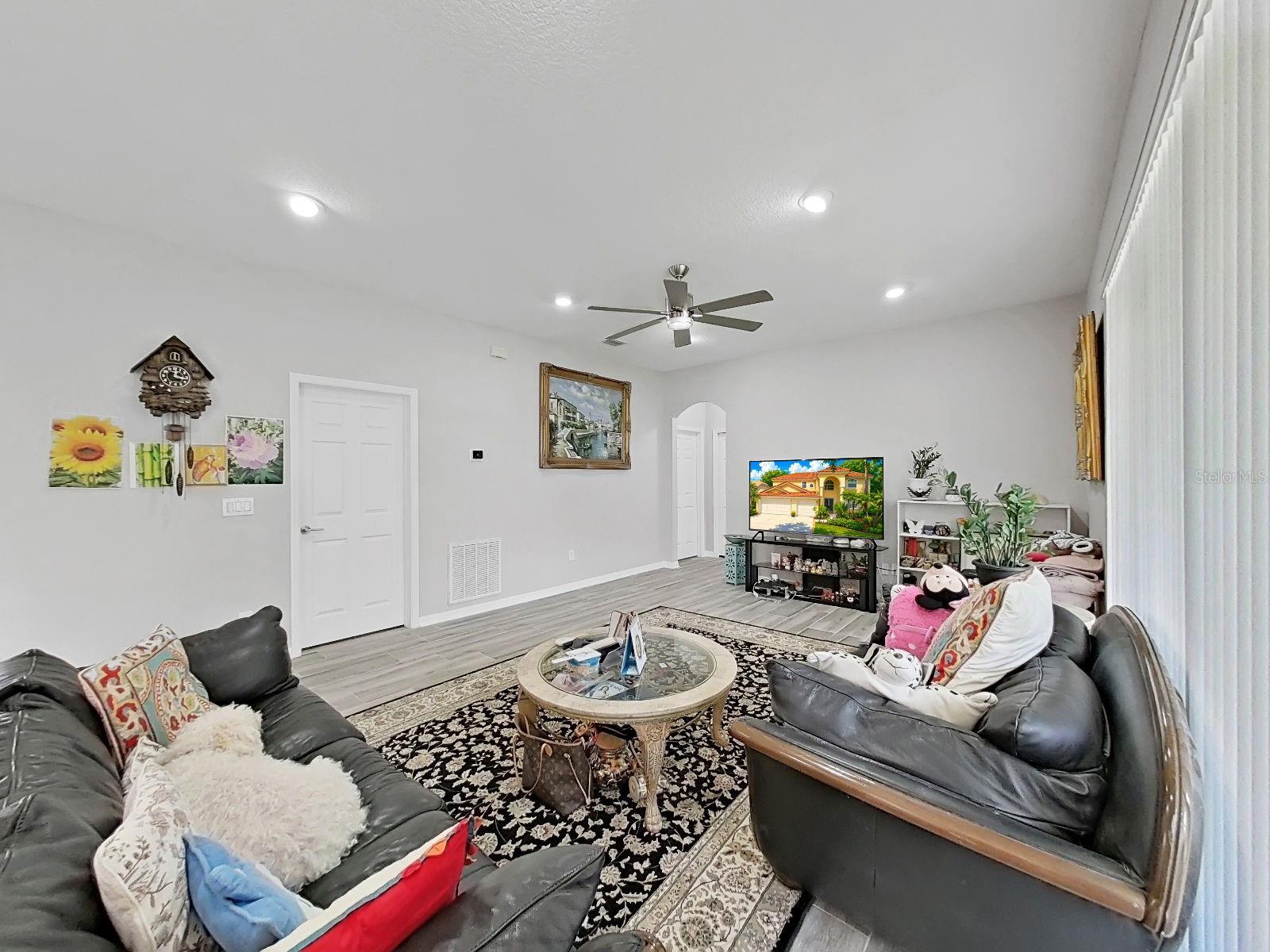 10212 GARDEN ALCOVE DR
