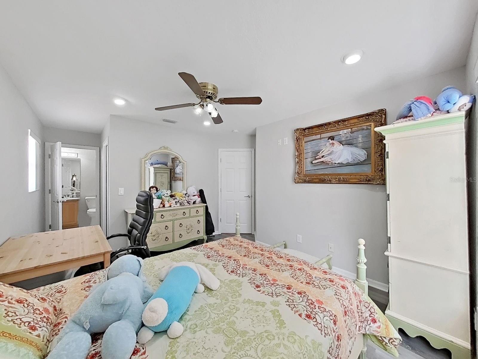 10212 GARDEN ALCOVE DR