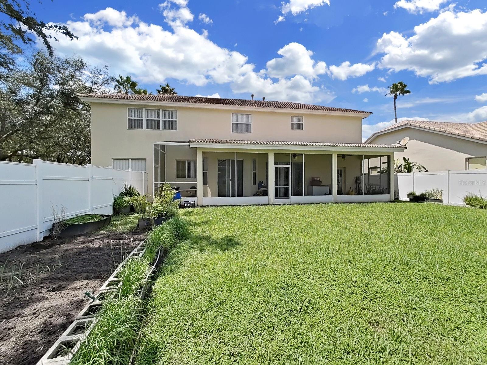 10212 GARDEN ALCOVE DR