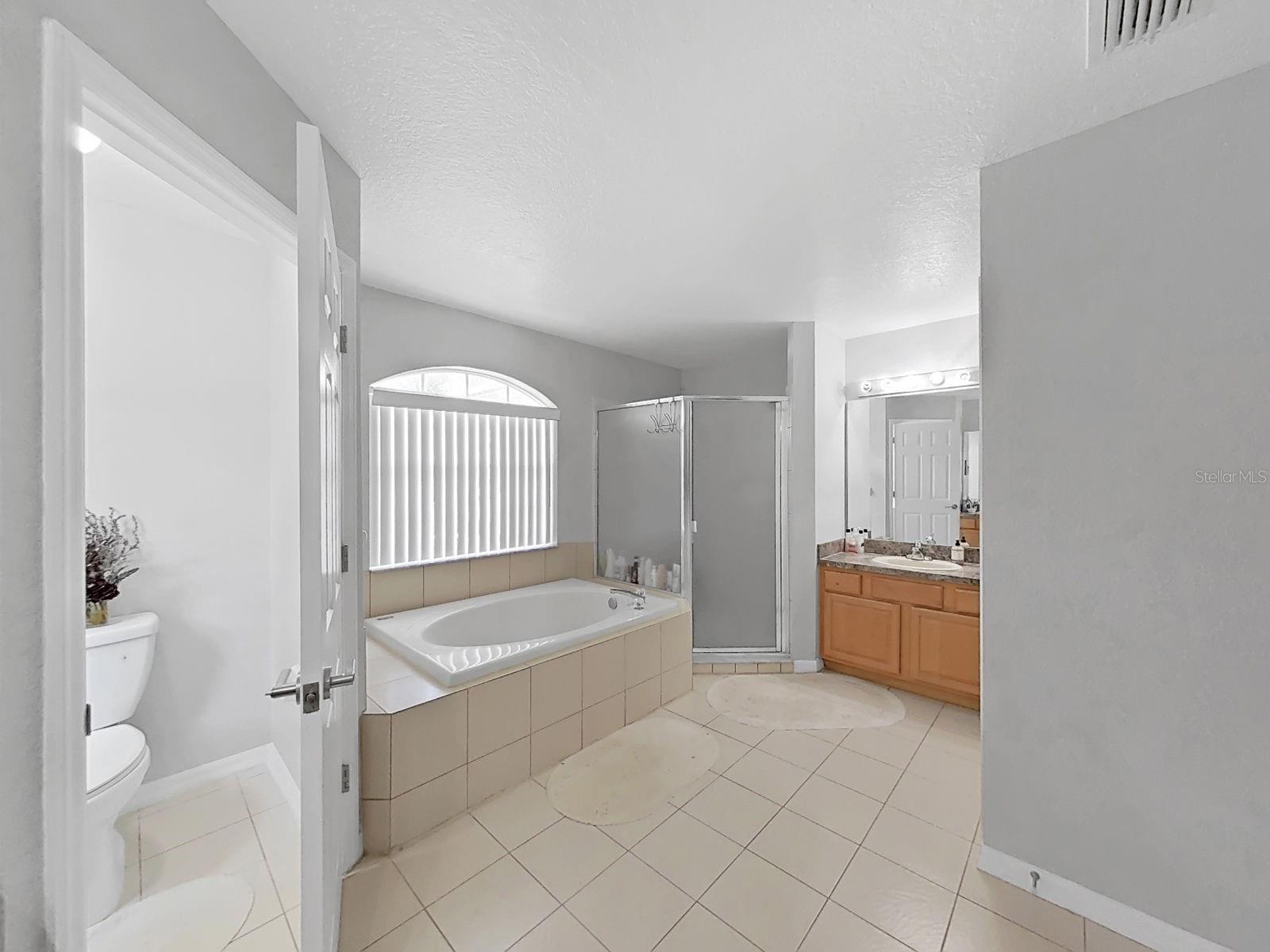 10212 GARDEN ALCOVE DR