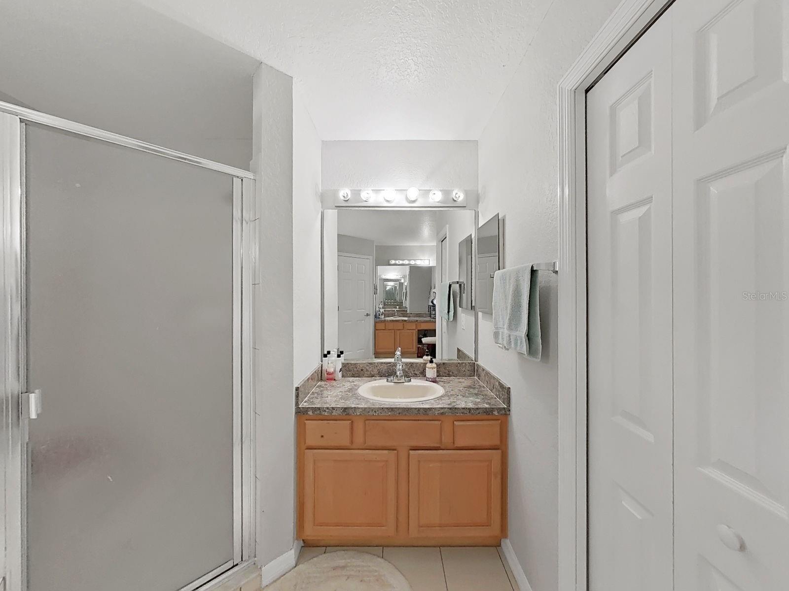 10212 GARDEN ALCOVE DR