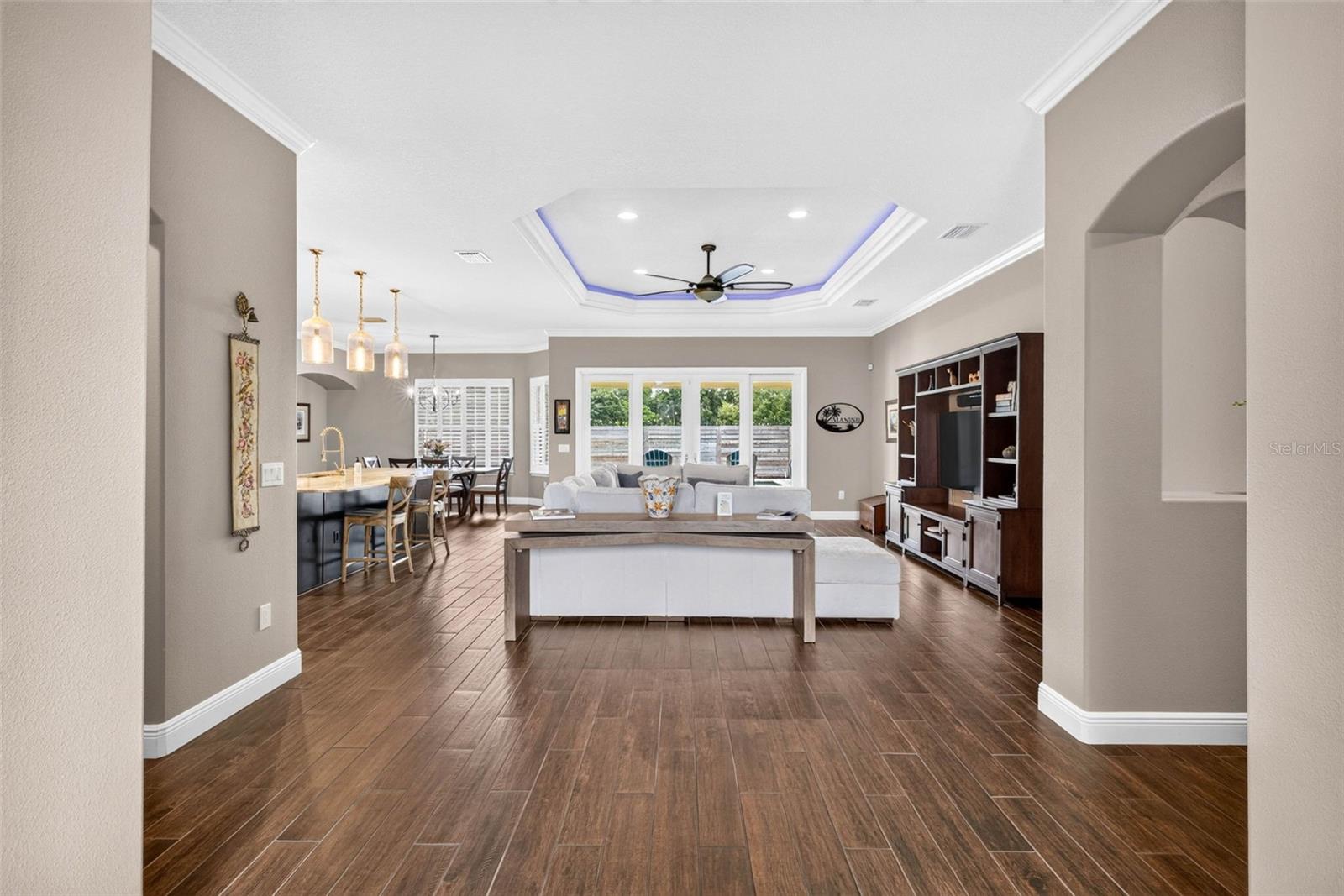 4760 LAGO VISTA CIR