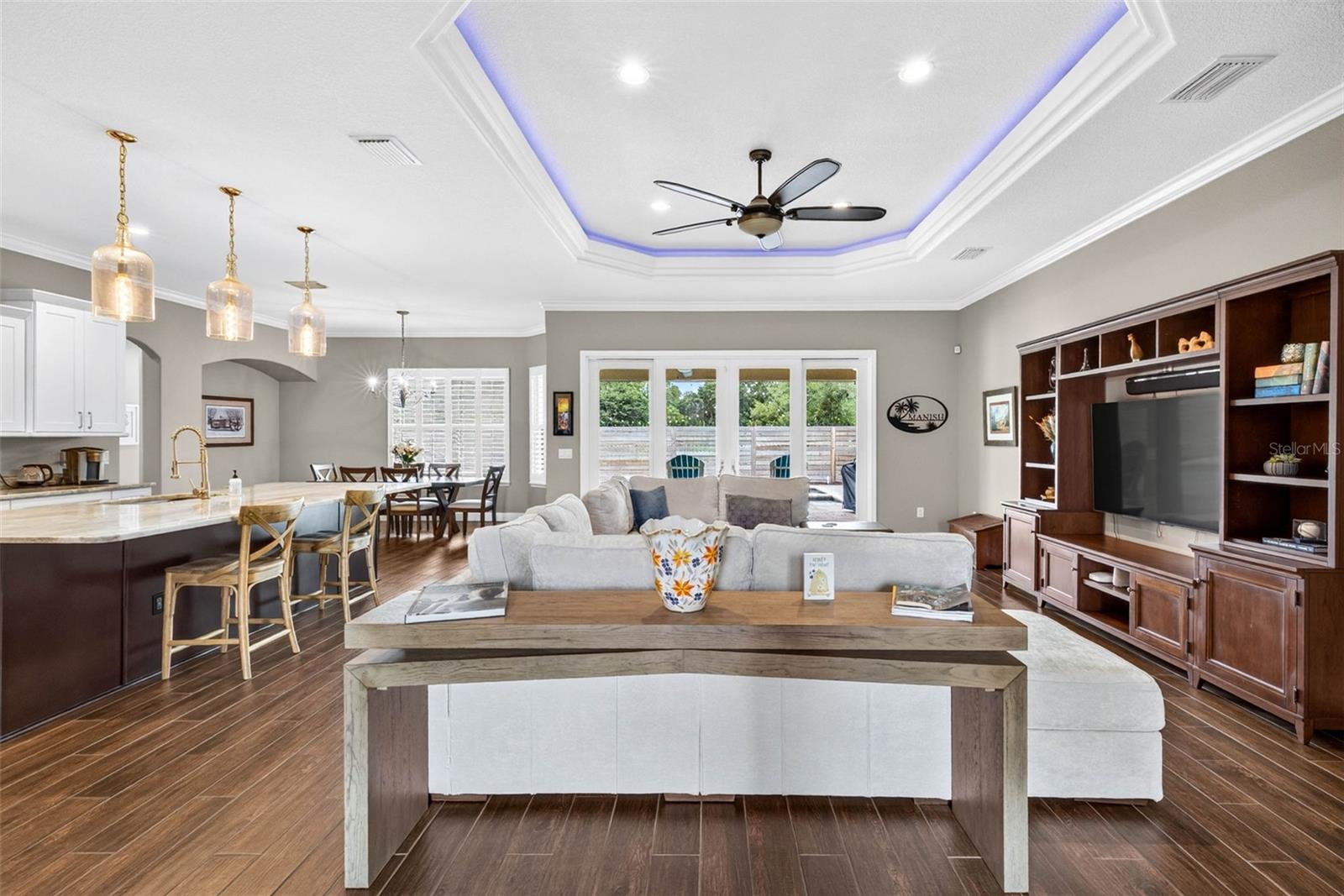 4760 LAGO VISTA CIR
