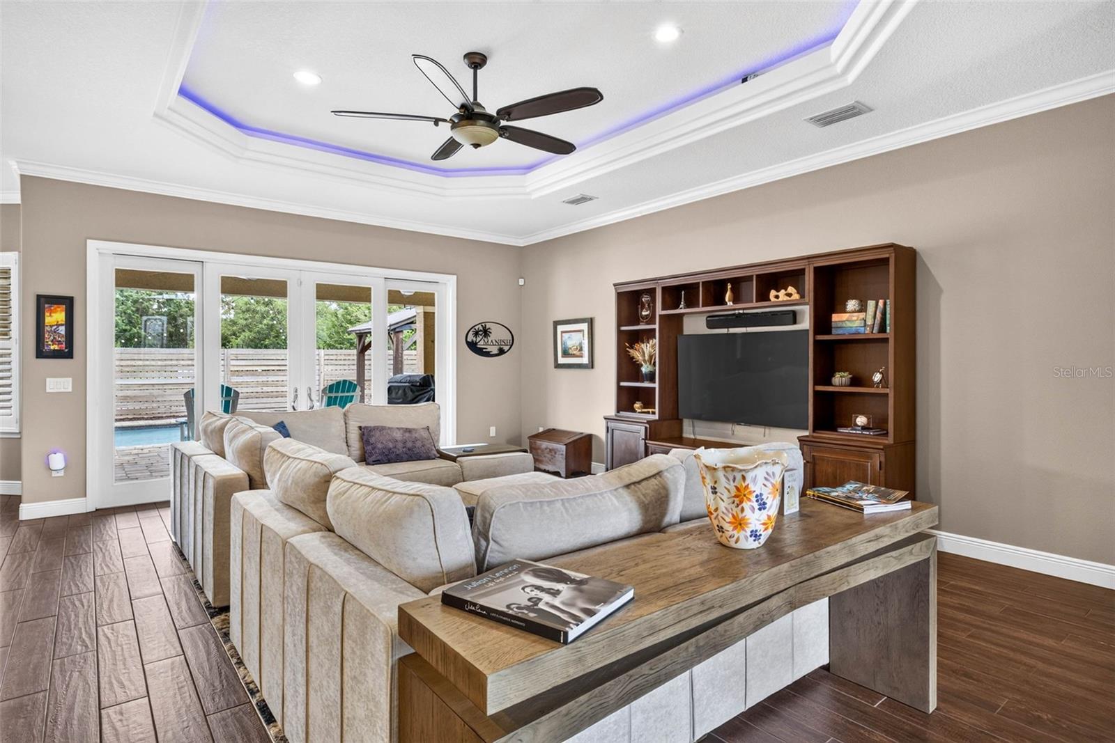 4760 LAGO VISTA CIR