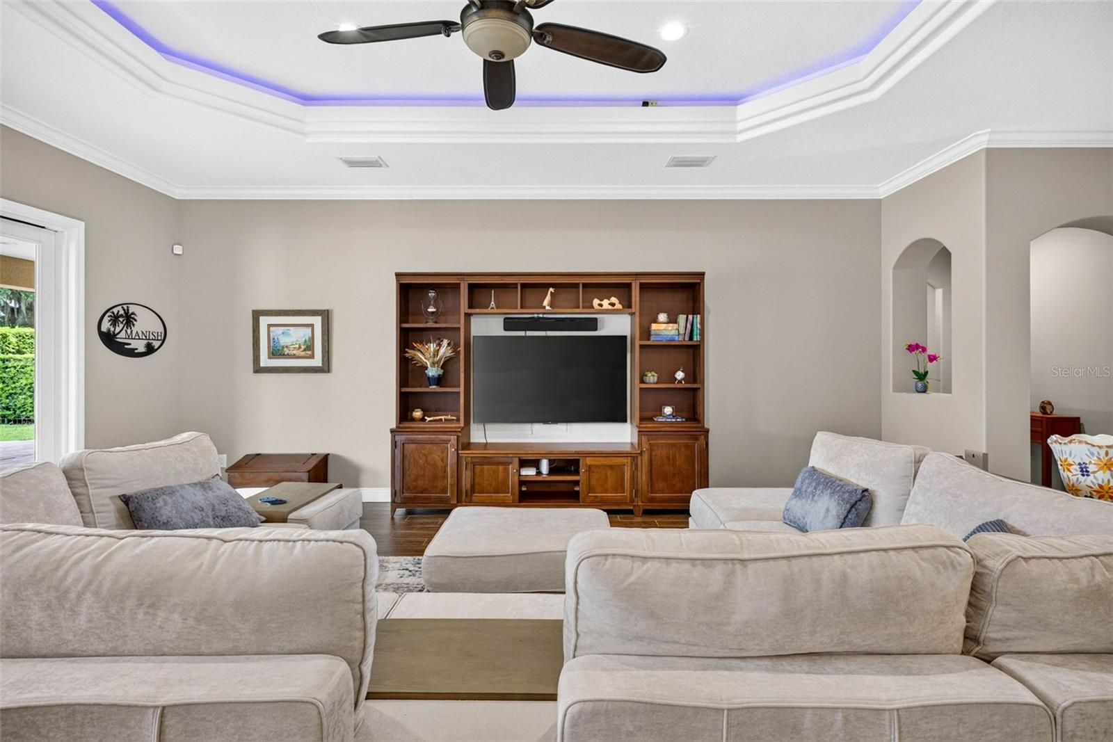 4760 LAGO VISTA CIR