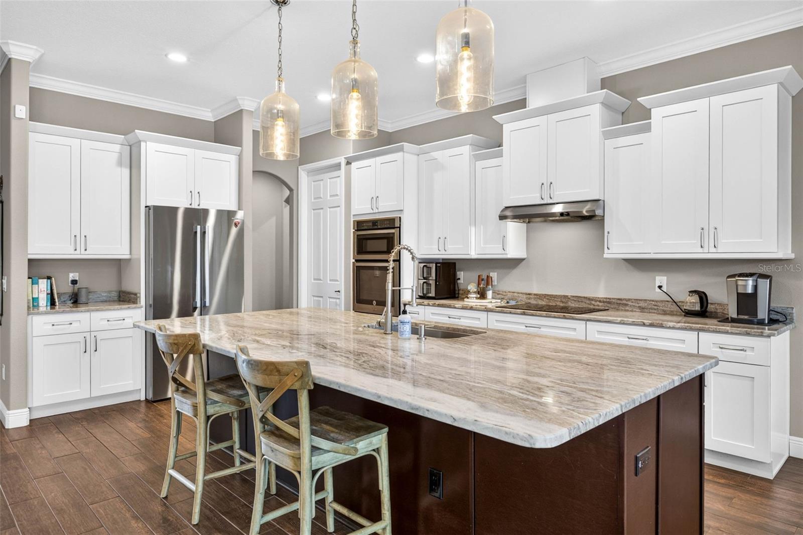 4760 LAGO VISTA CIR