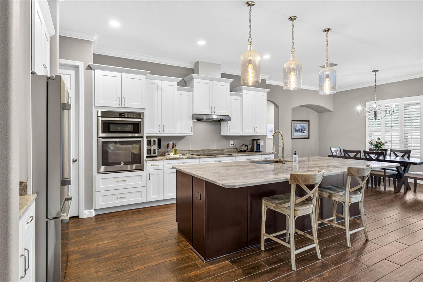 4760 LAGO VISTA CIR