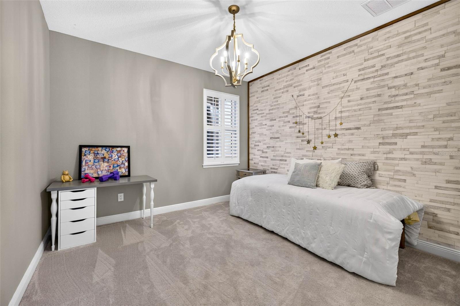 4760 LAGO VISTA CIR