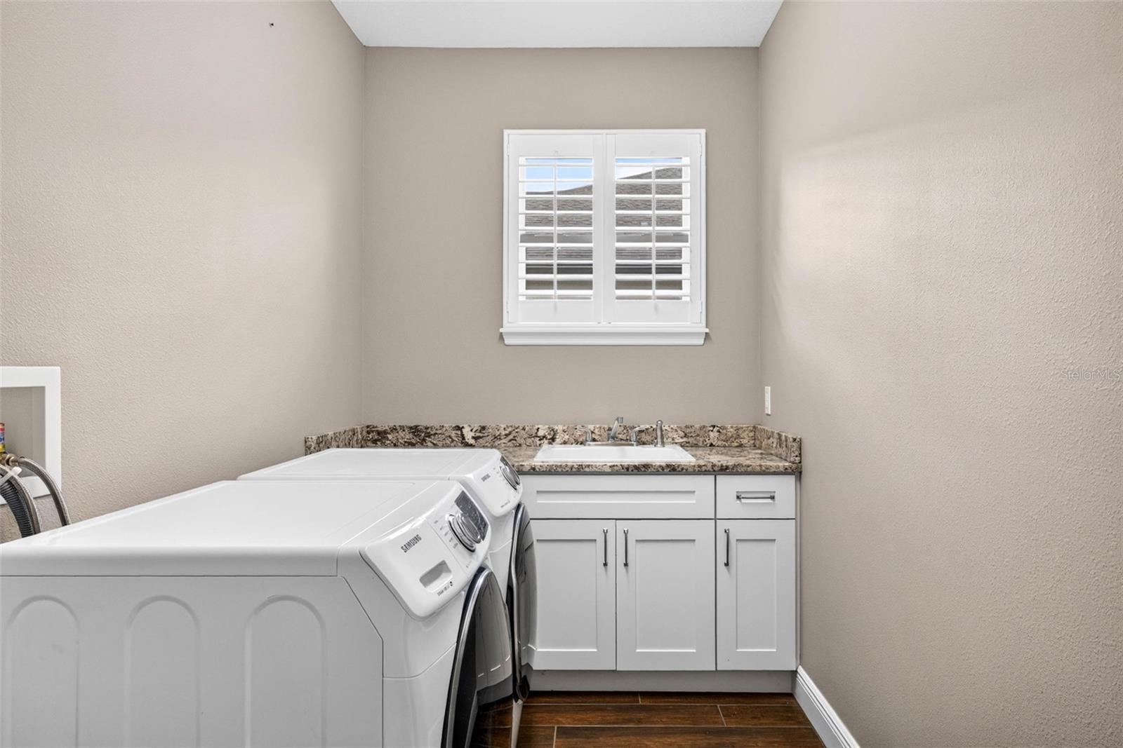 4760 LAGO VISTA CIR