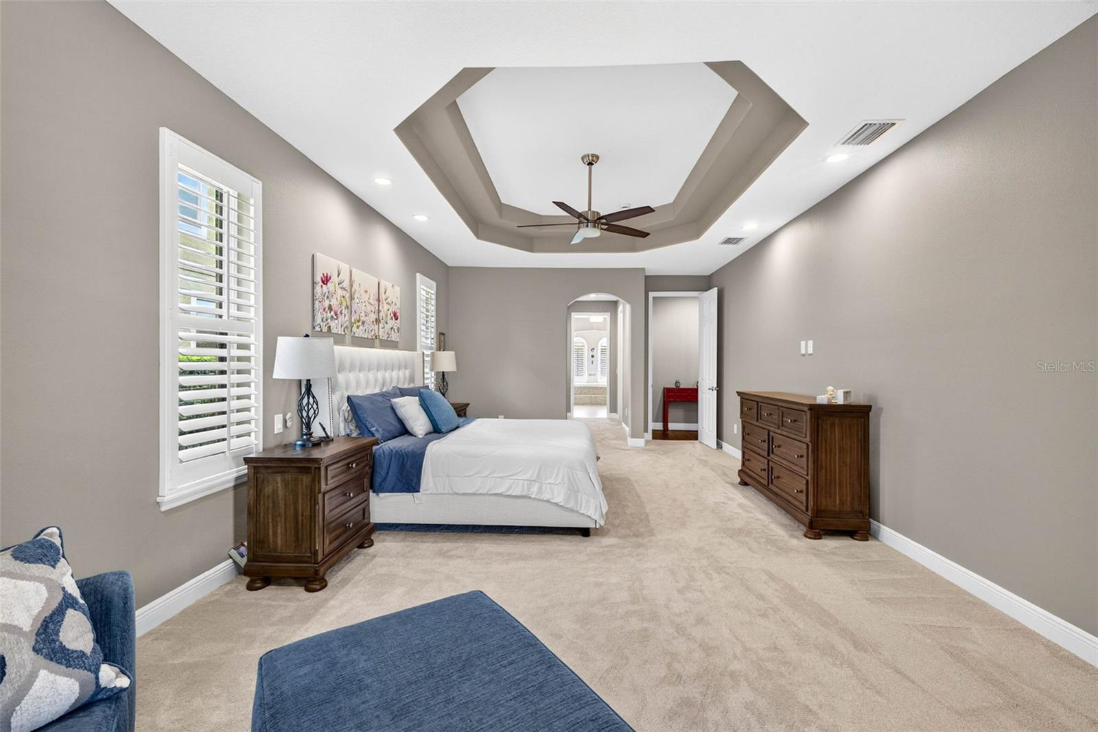 4760 LAGO VISTA CIR