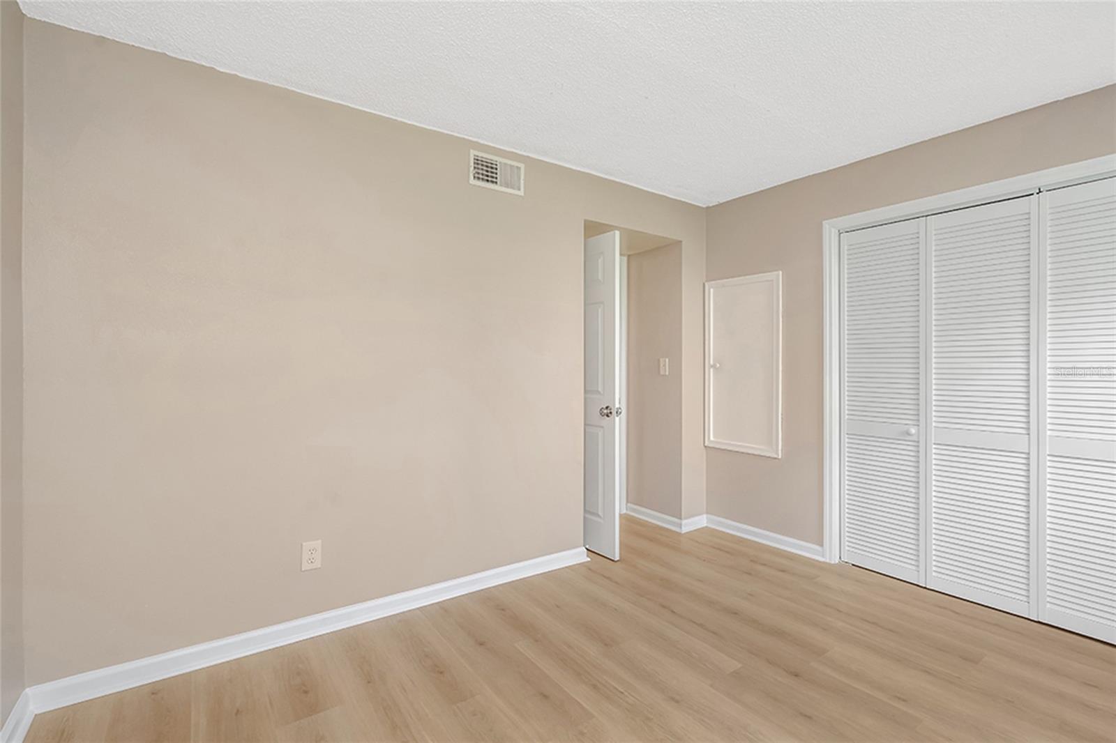 5521 BAY BLVD #104