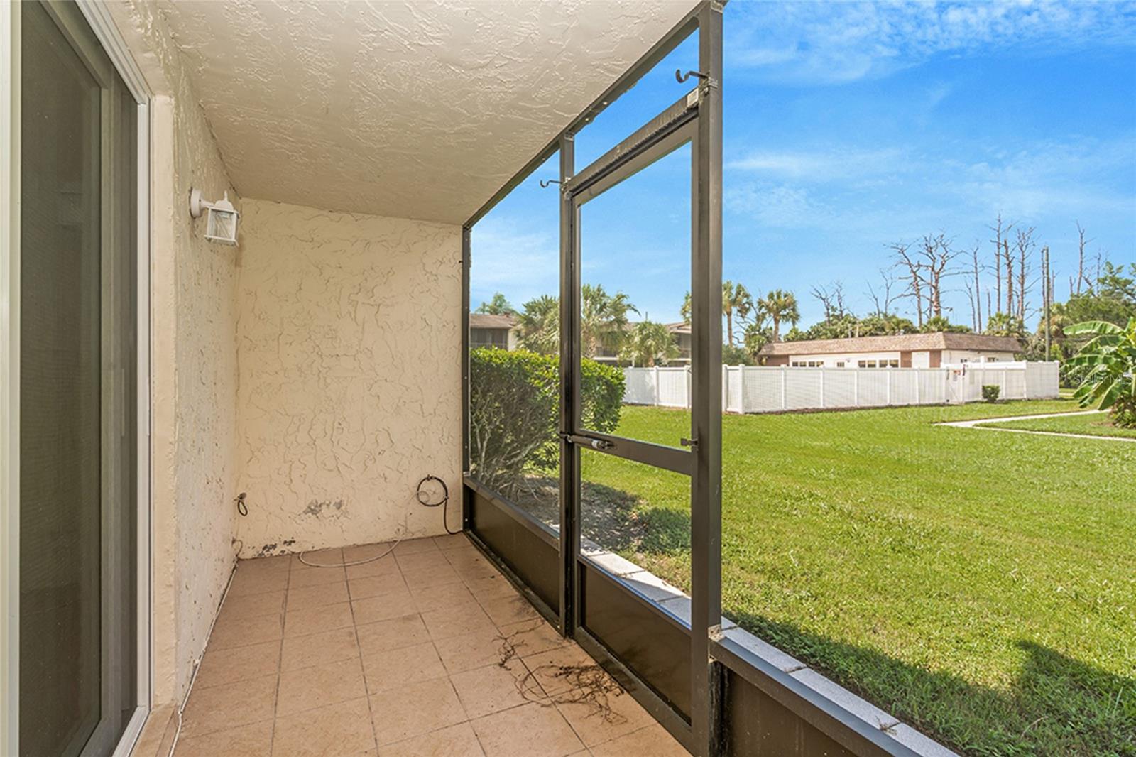 5521 BAY BLVD #104
