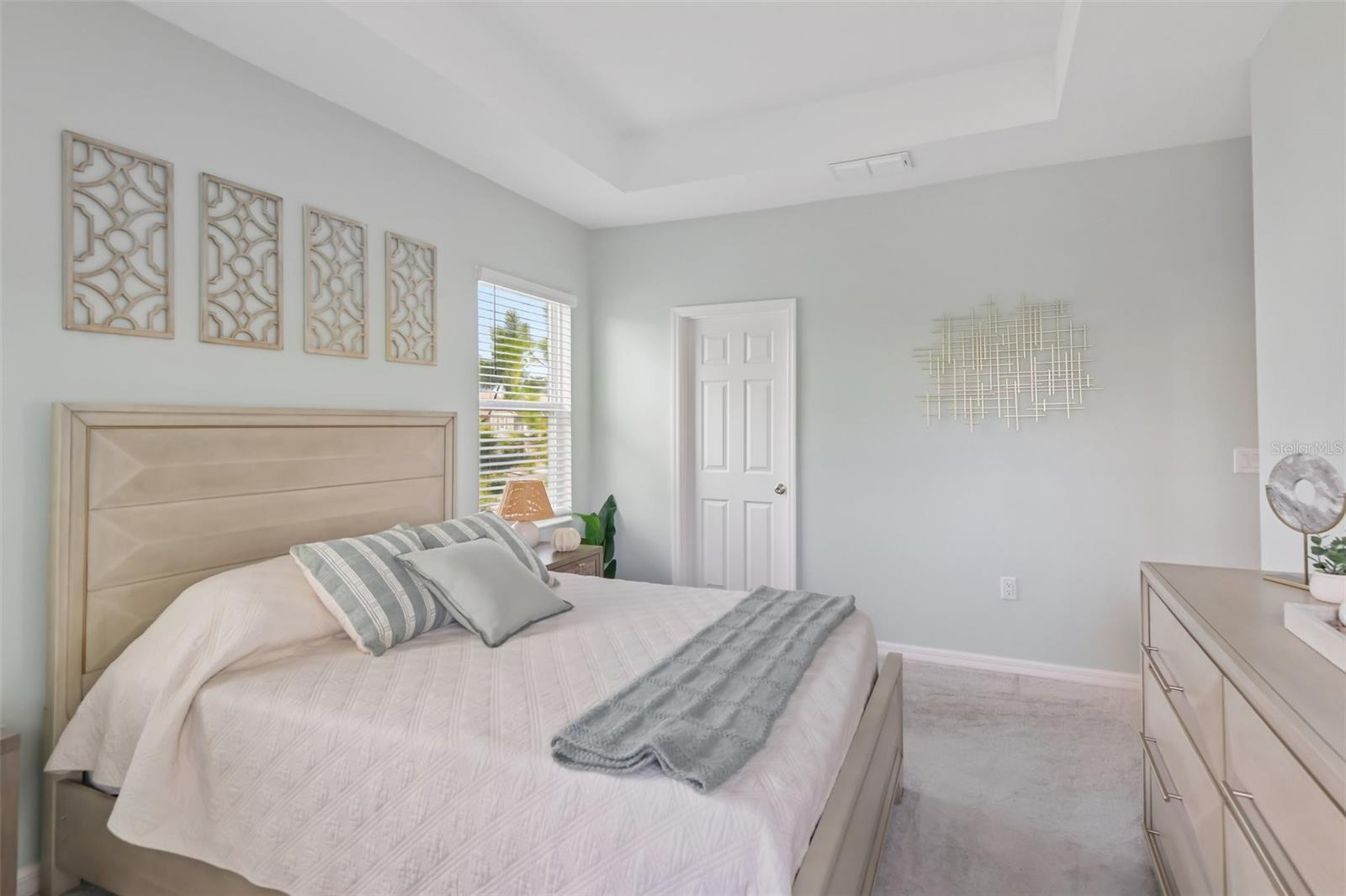 34162 ROGALLO LN