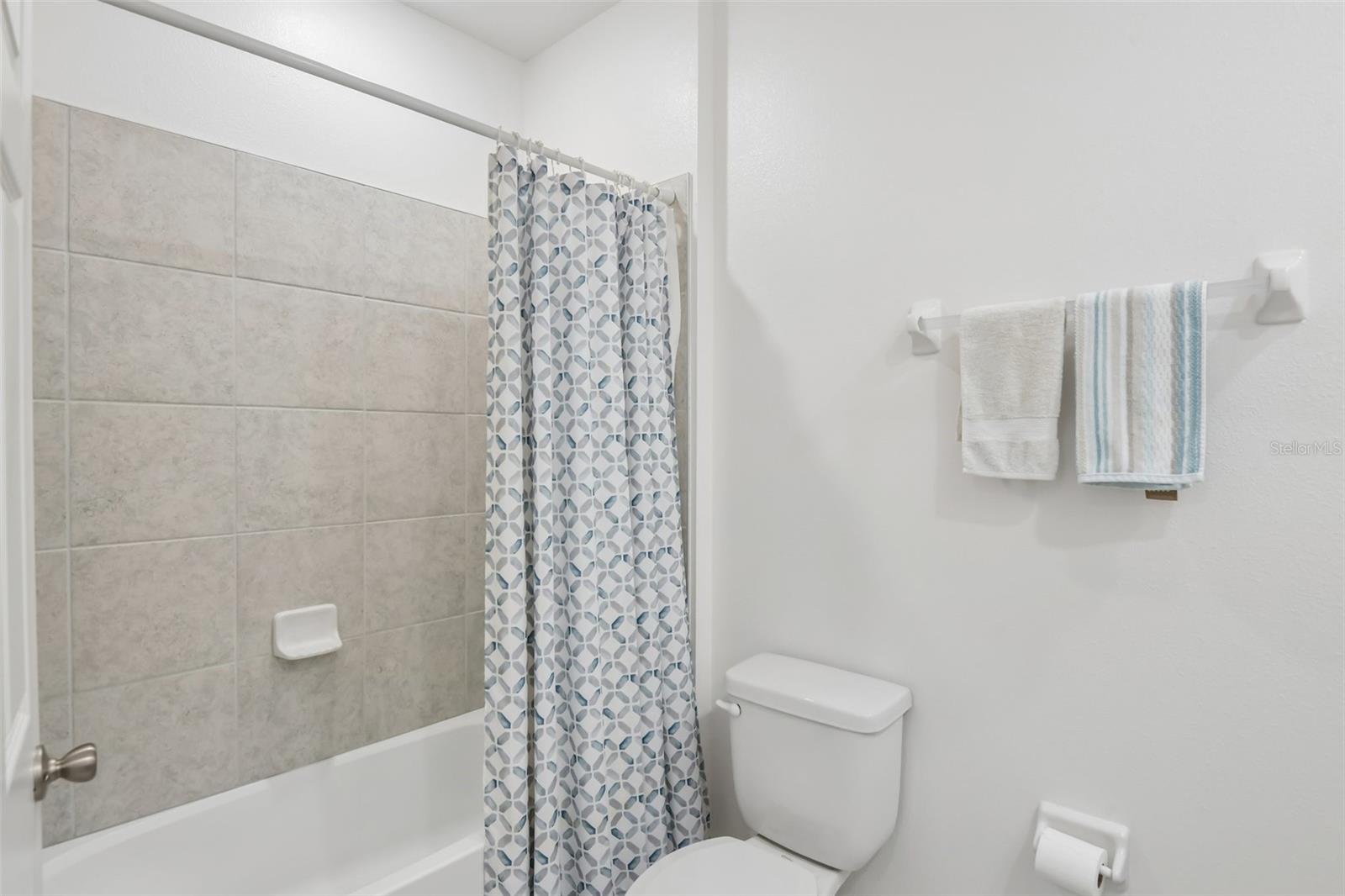 34162 ROGALLO LN