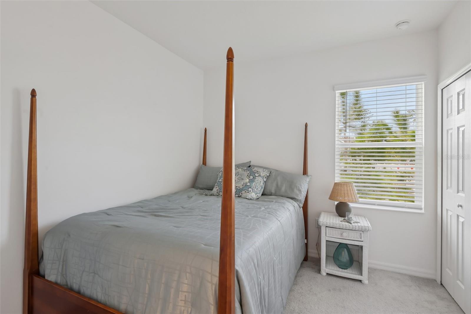 34162 ROGALLO LN