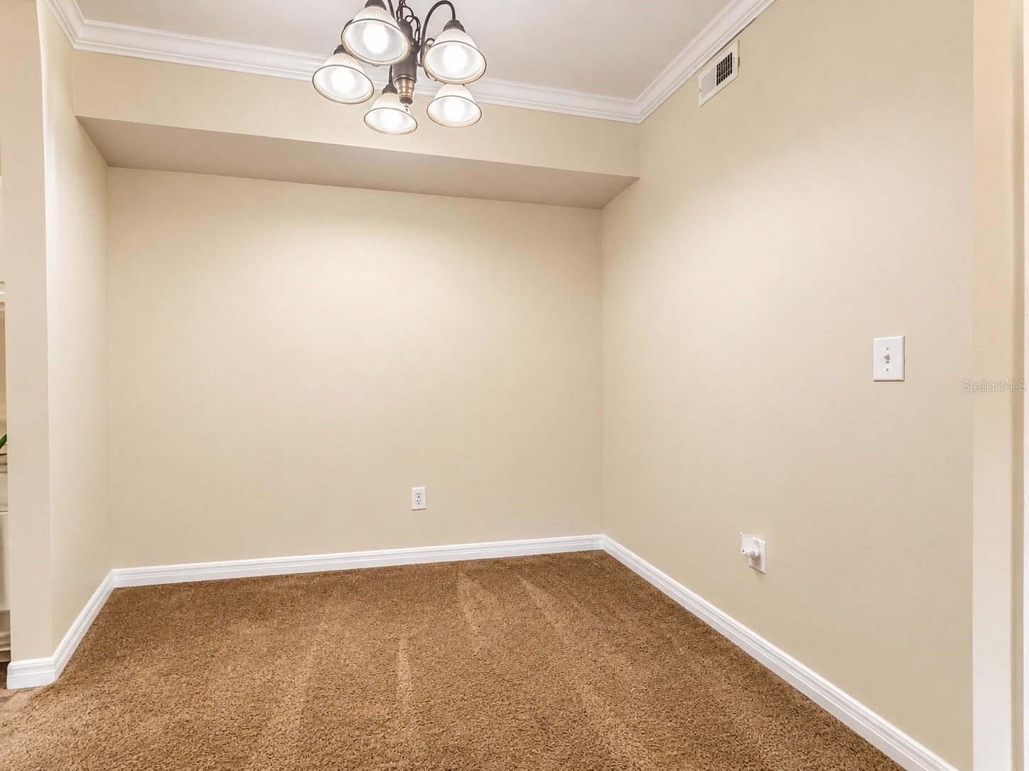 5610 PINNACLE HEIGHTS CIR #309