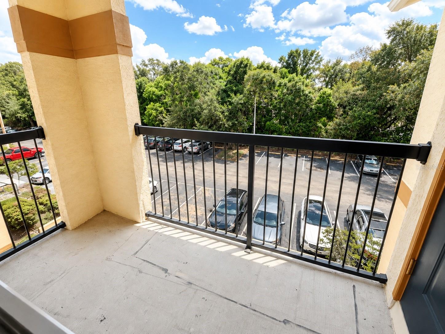 5610 PINNACLE HEIGHTS CIR #309