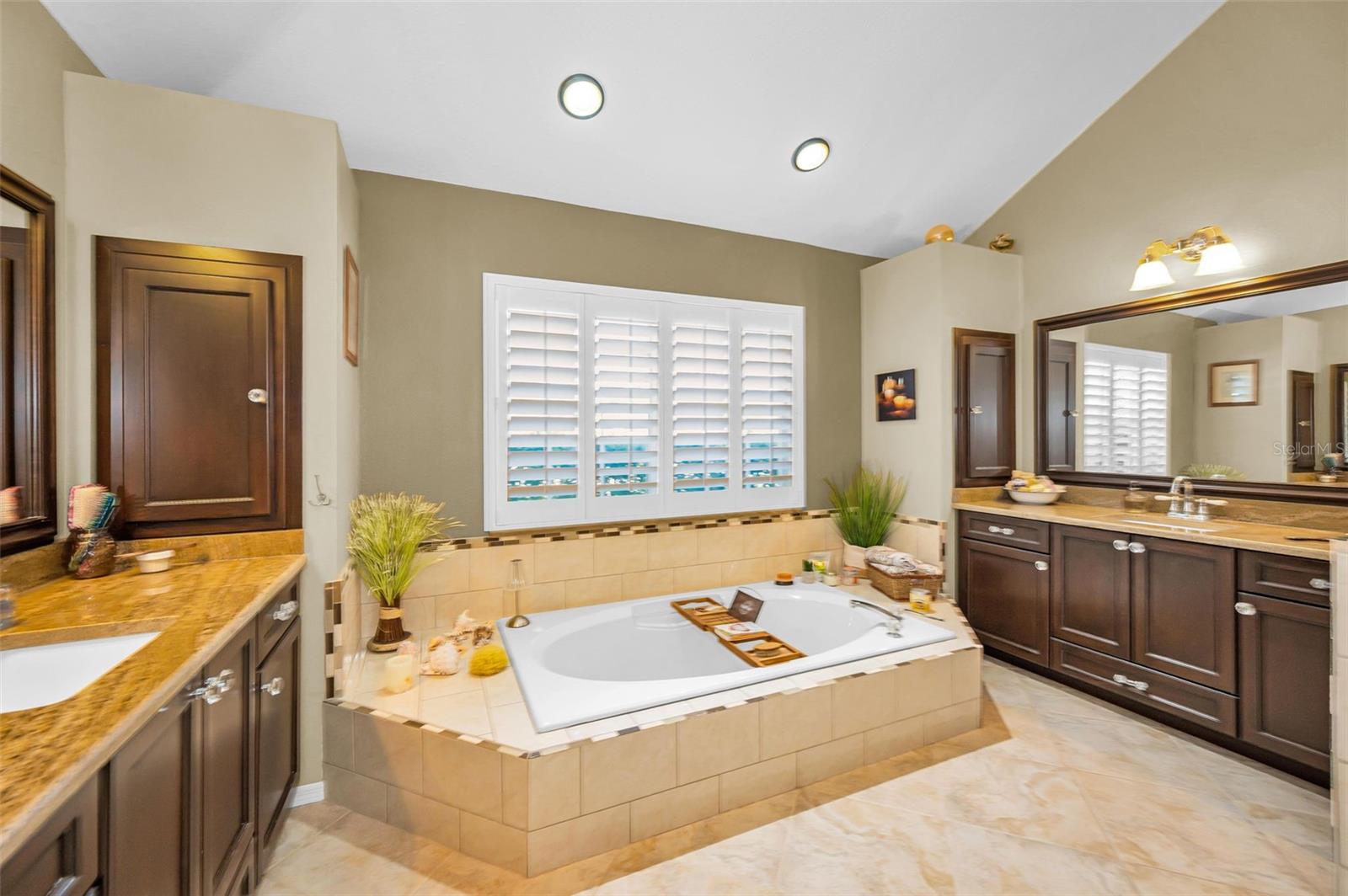 1234 ARLINBROOK DR
