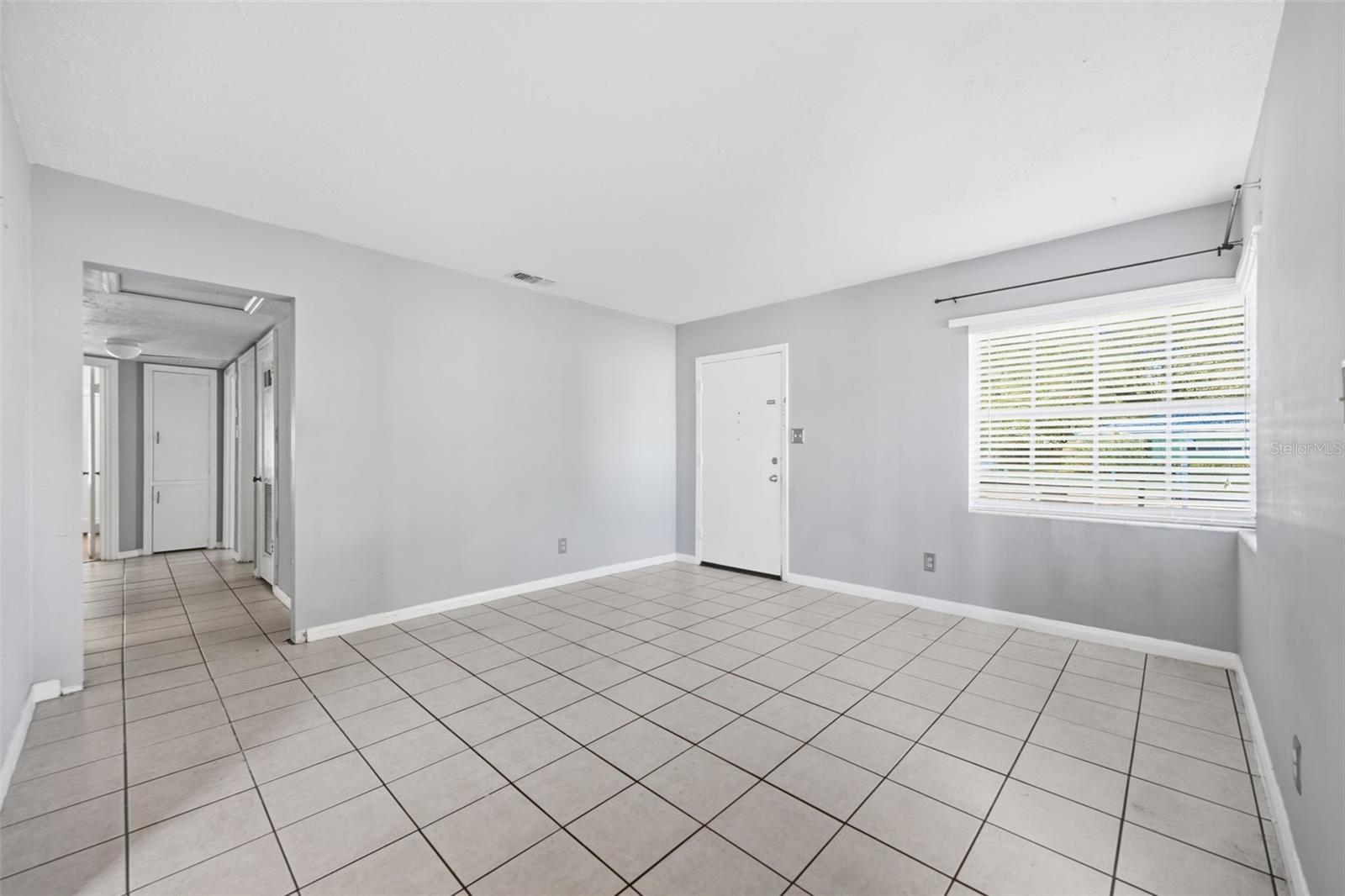 4003 W EUCLID AVE