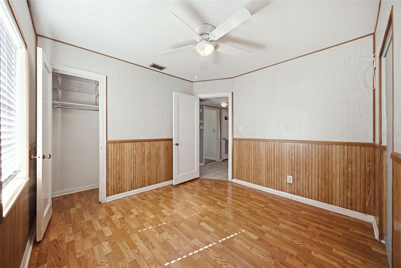 4003 W EUCLID AVE