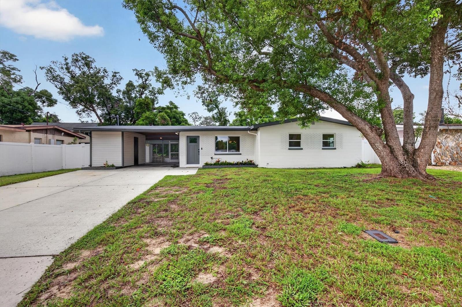 5305 E 98th Ave, Temple Terrace