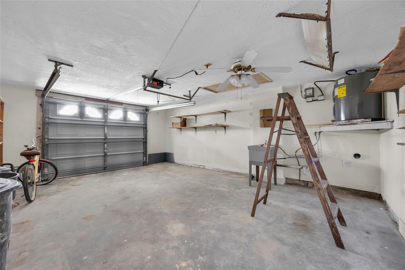 4618 CORNER CT