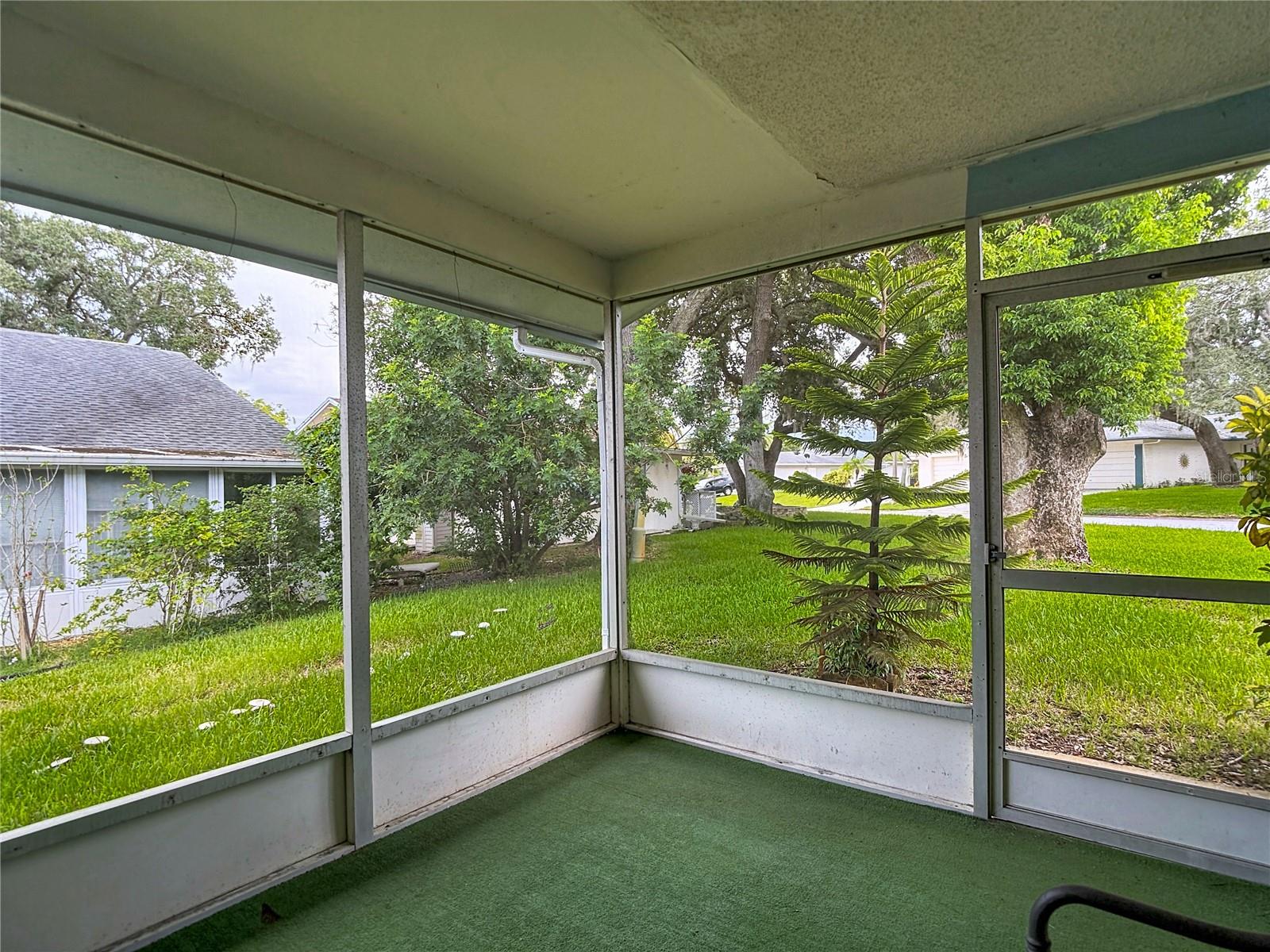 8045 PASADENA DR