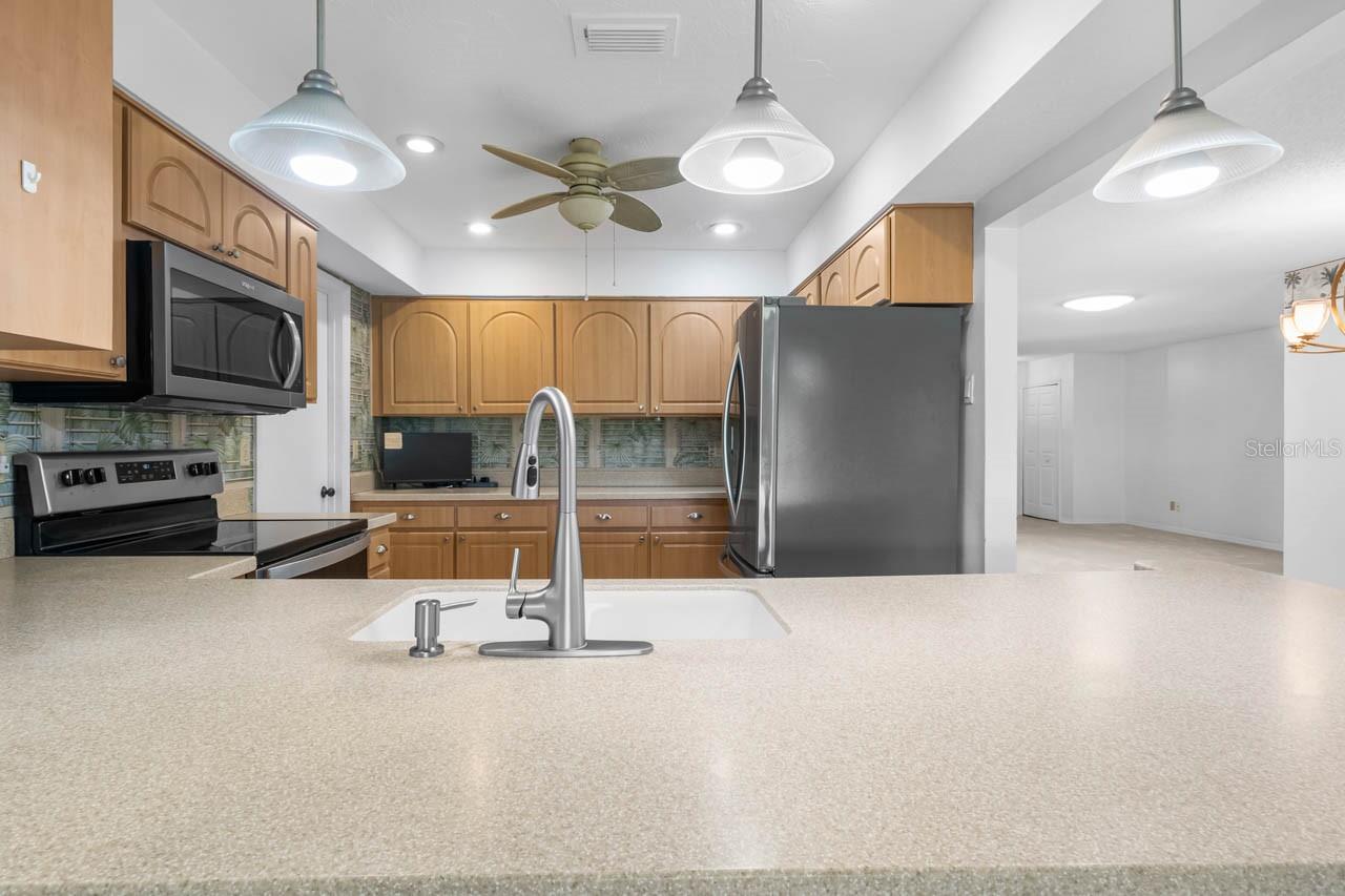 1001 ARDMORE WAY