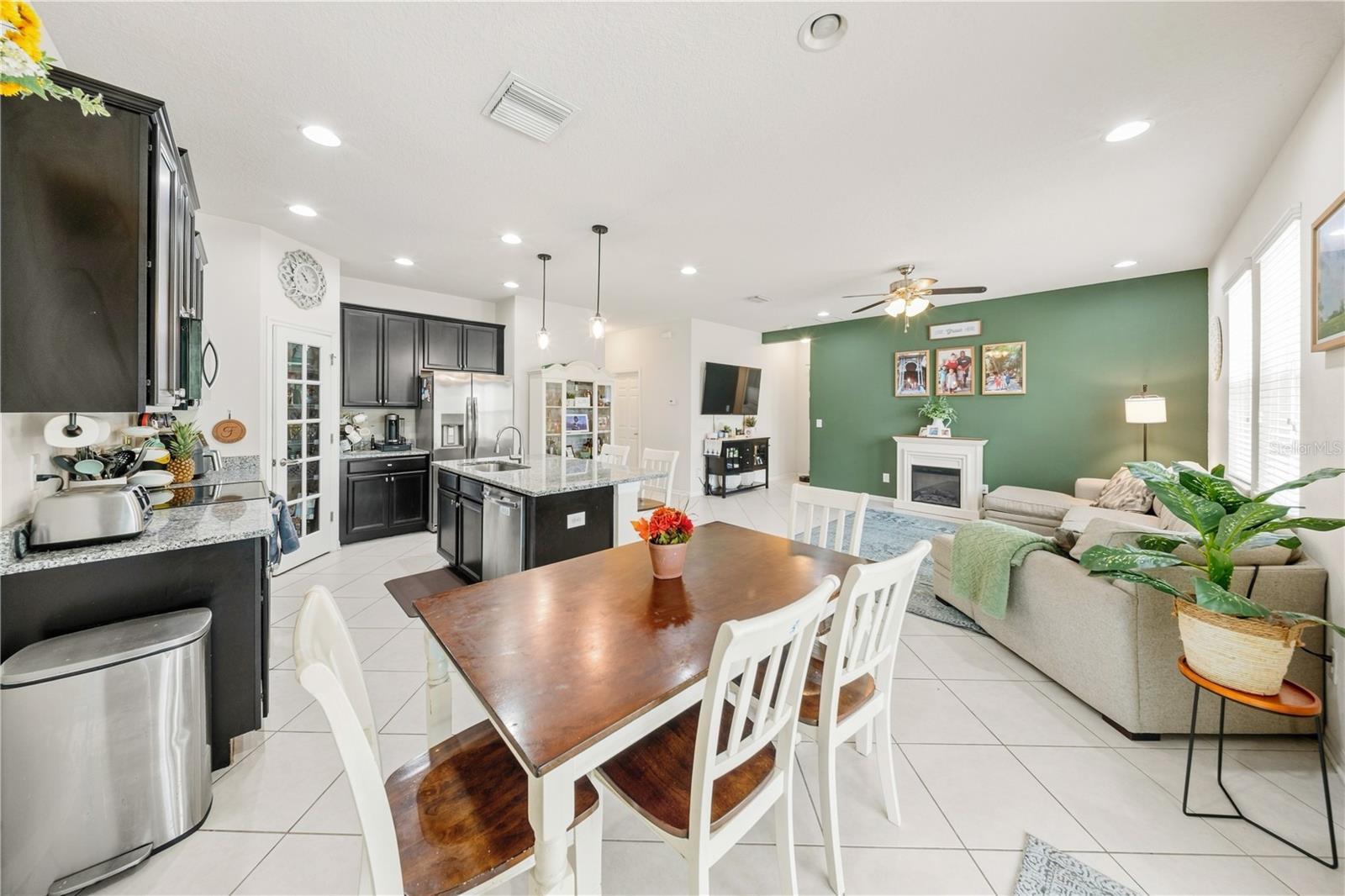 3123 MELA CT