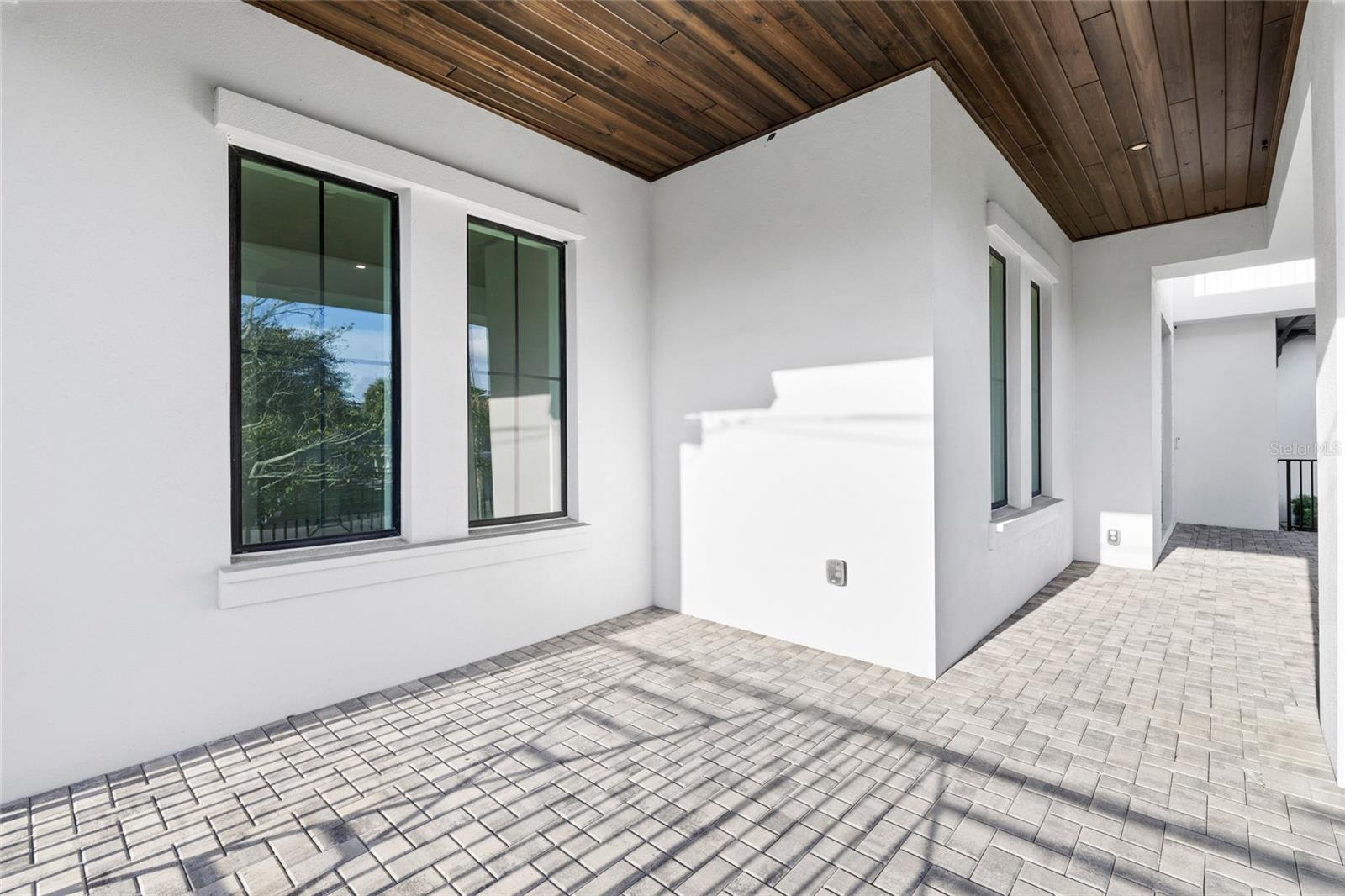 5025 W DANTE AVE