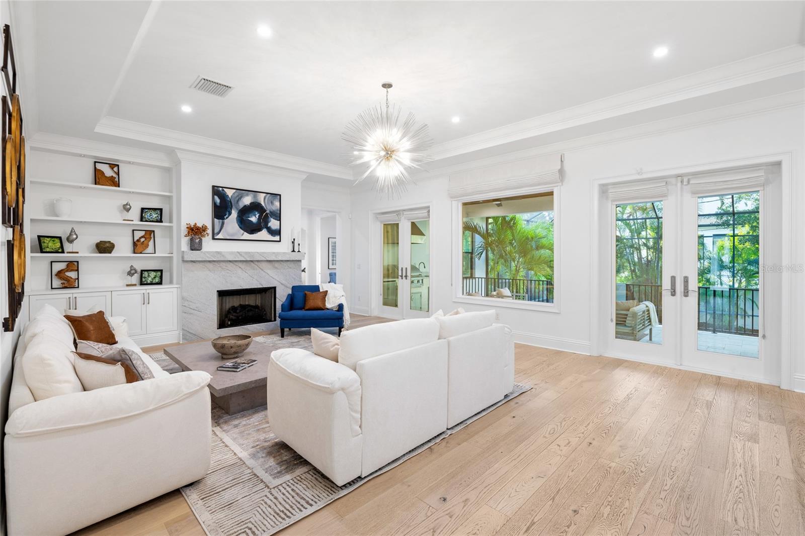 5025 W DANTE AVE