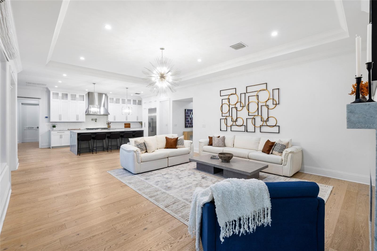 5025 W DANTE AVE