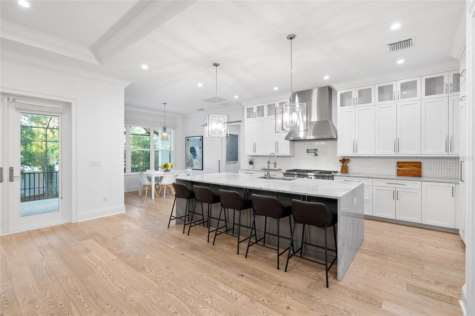 5025 W DANTE AVE