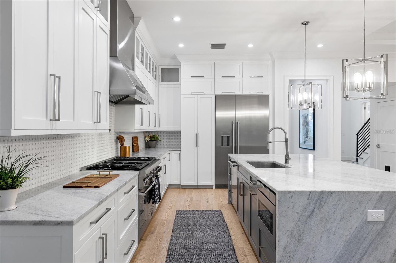 5025 W DANTE AVE