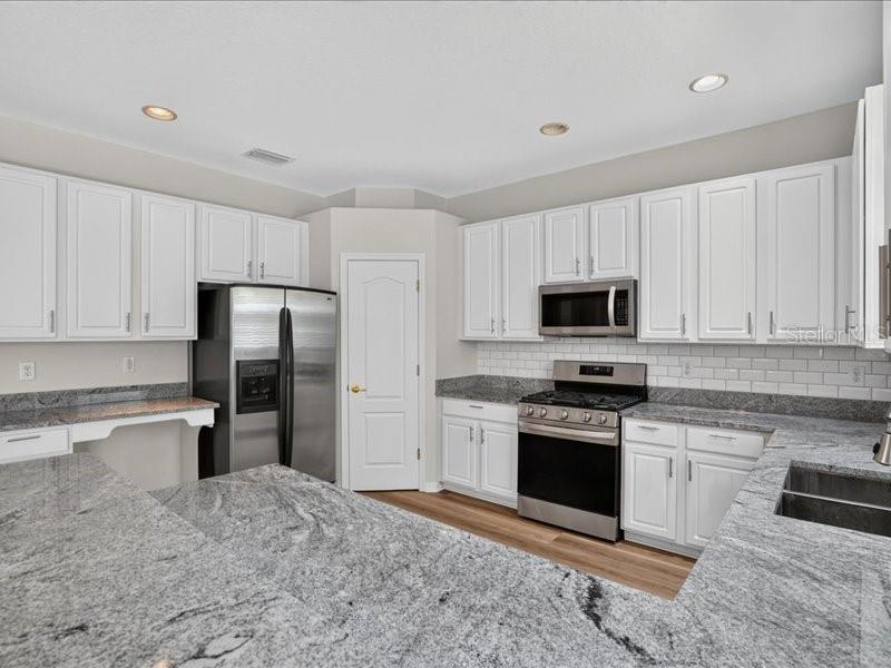 10420 LUCAYA DR