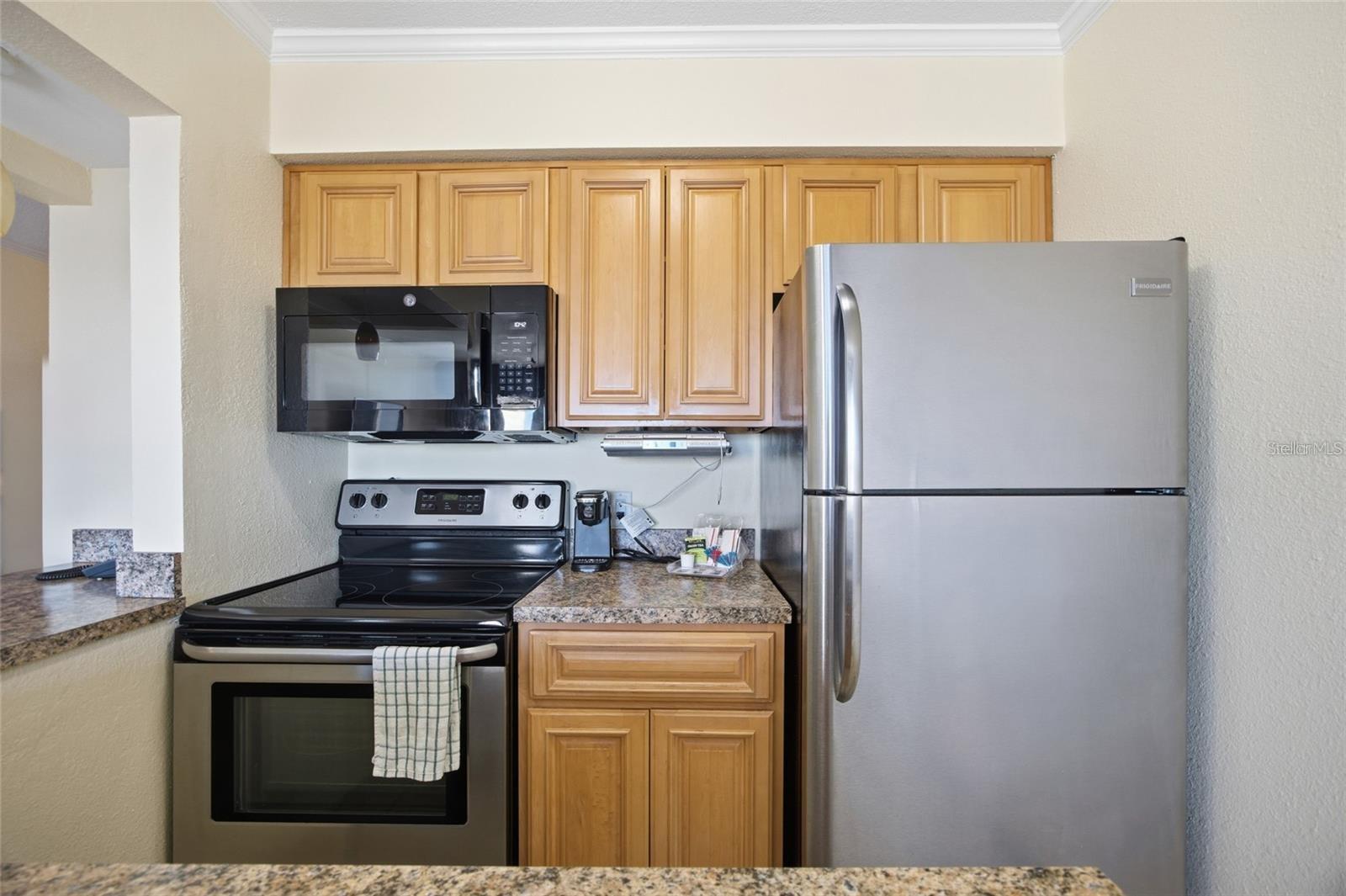 2506 N ROCKY POINT DR #315