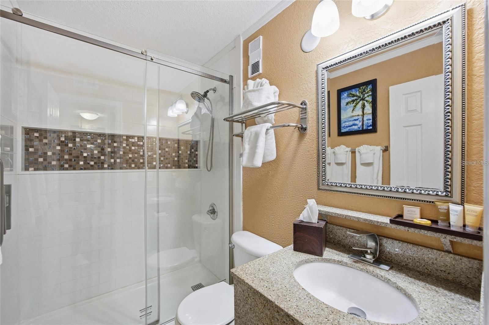 2506 N ROCKY POINT DR #315