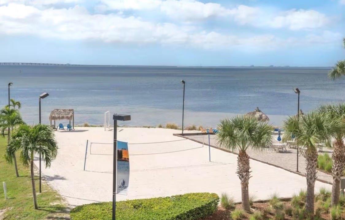 2506 N ROCKY POINT DR #315