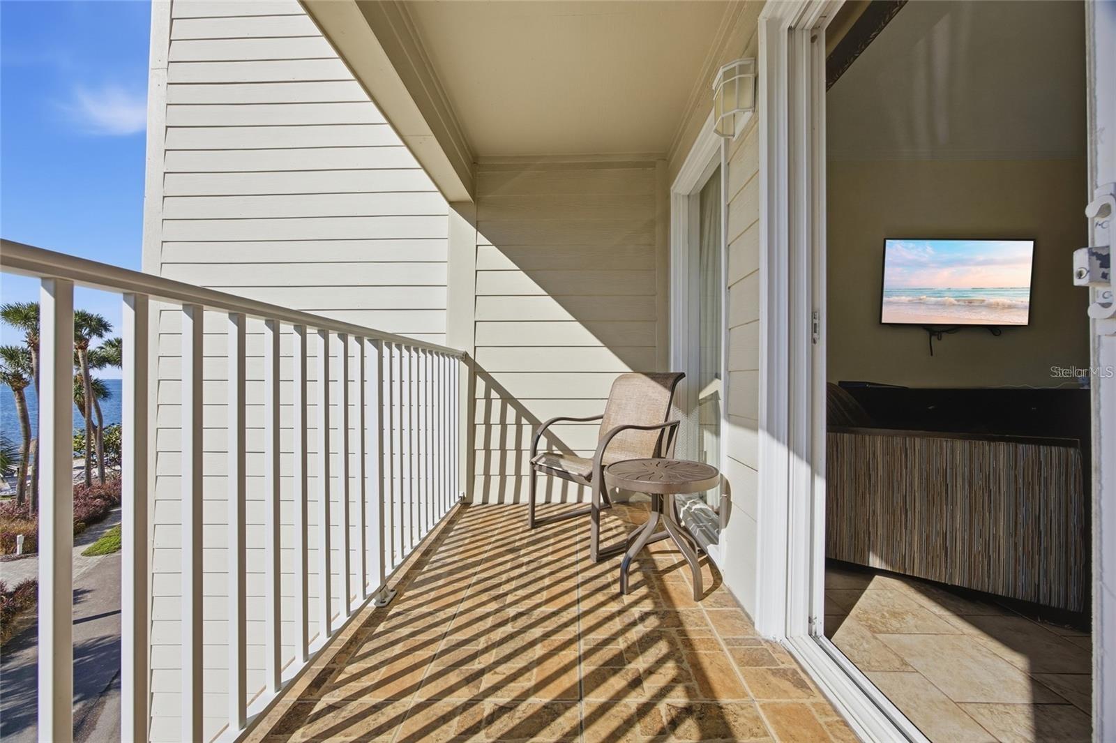 2506 N ROCKY POINT DR #315