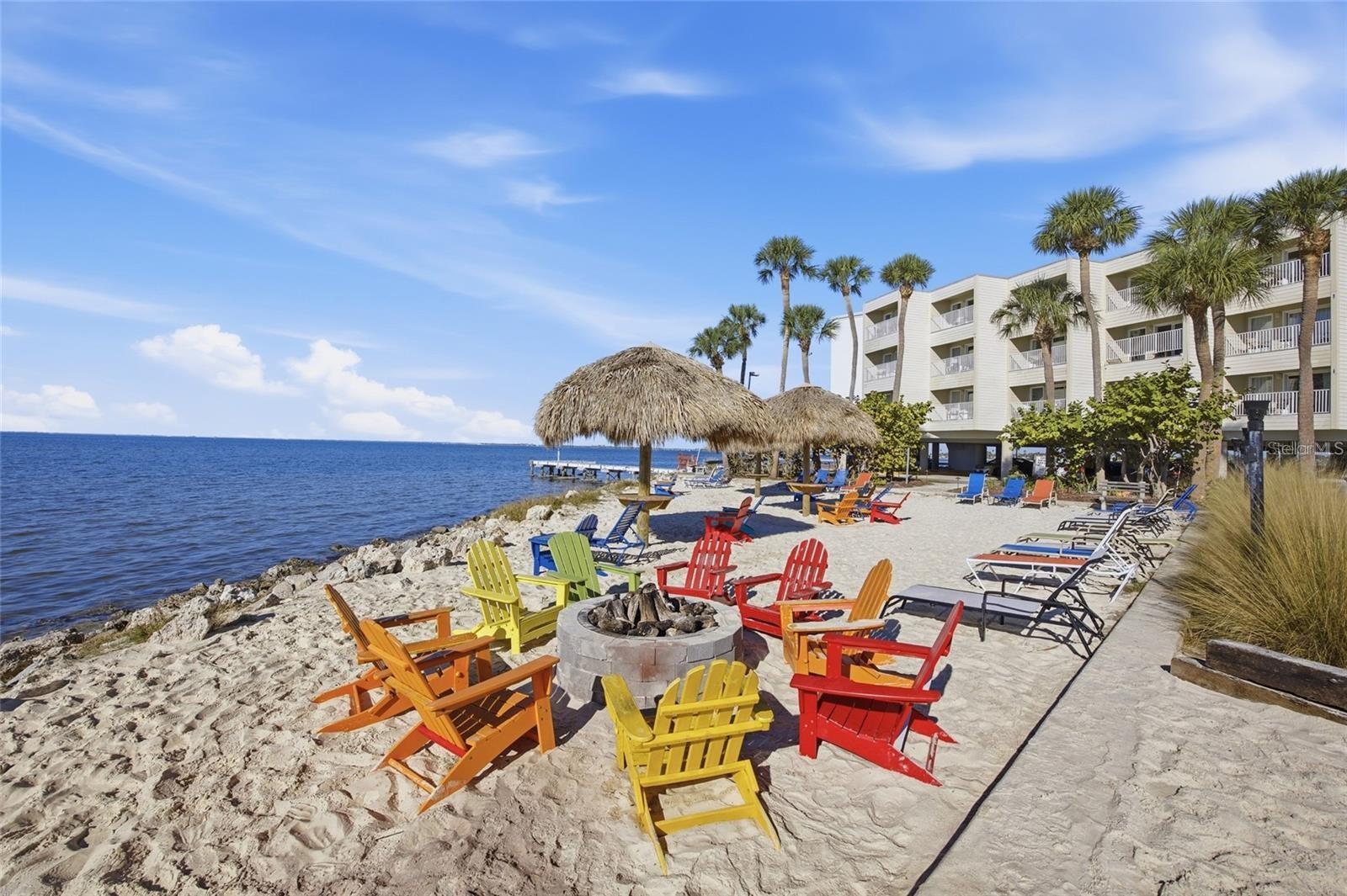 2506 N ROCKY POINT DR #315