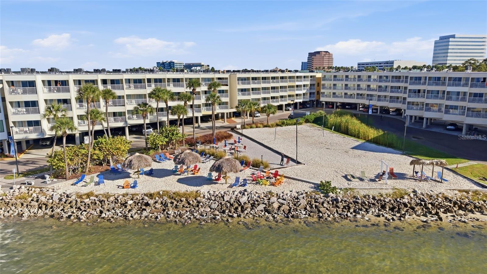 2506 N ROCKY POINT DR #315