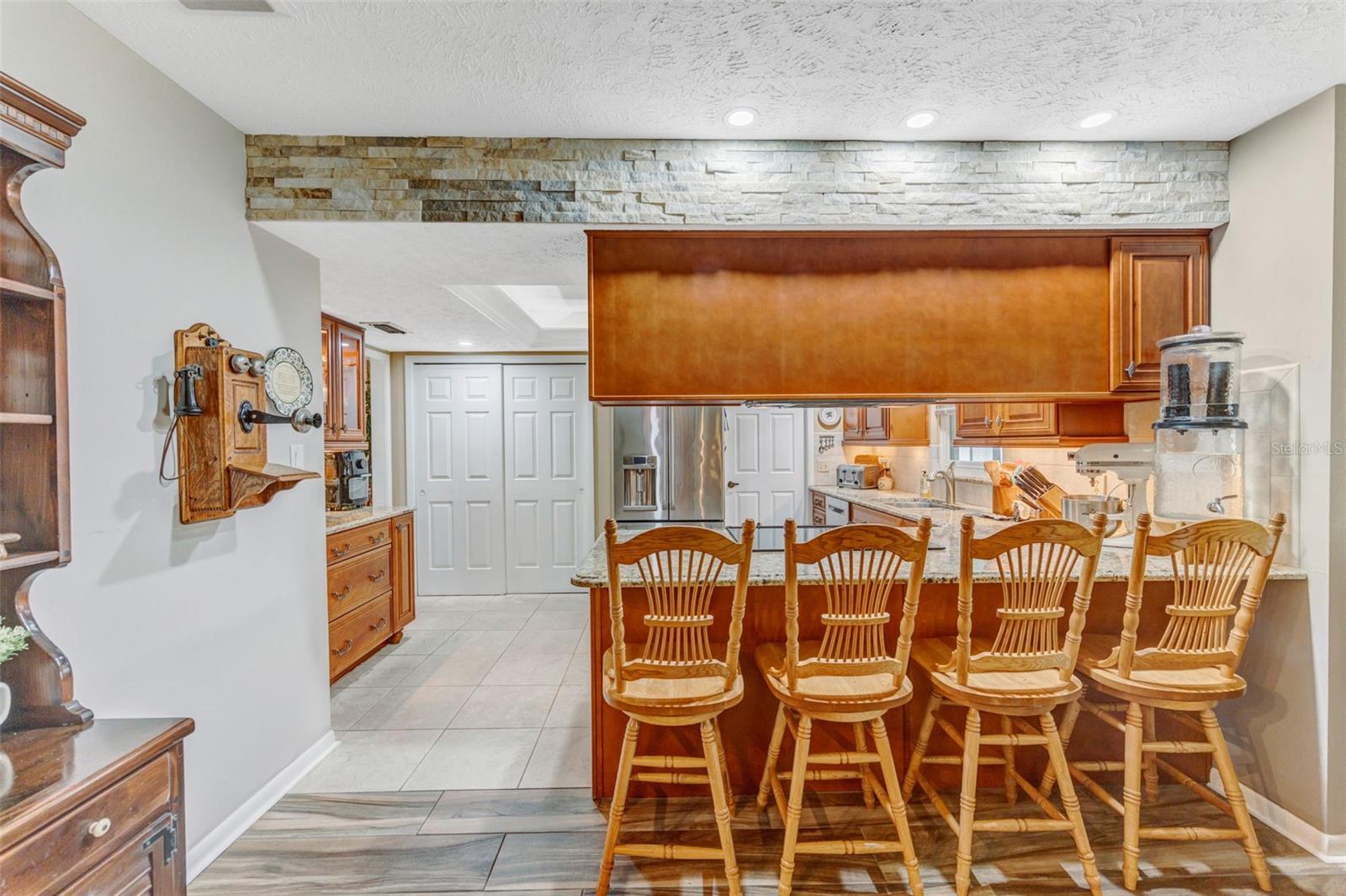 4001 HIGHGATE DR