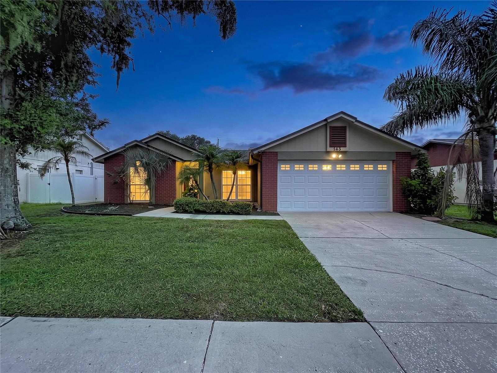 743 Stillview Cir, Brandon