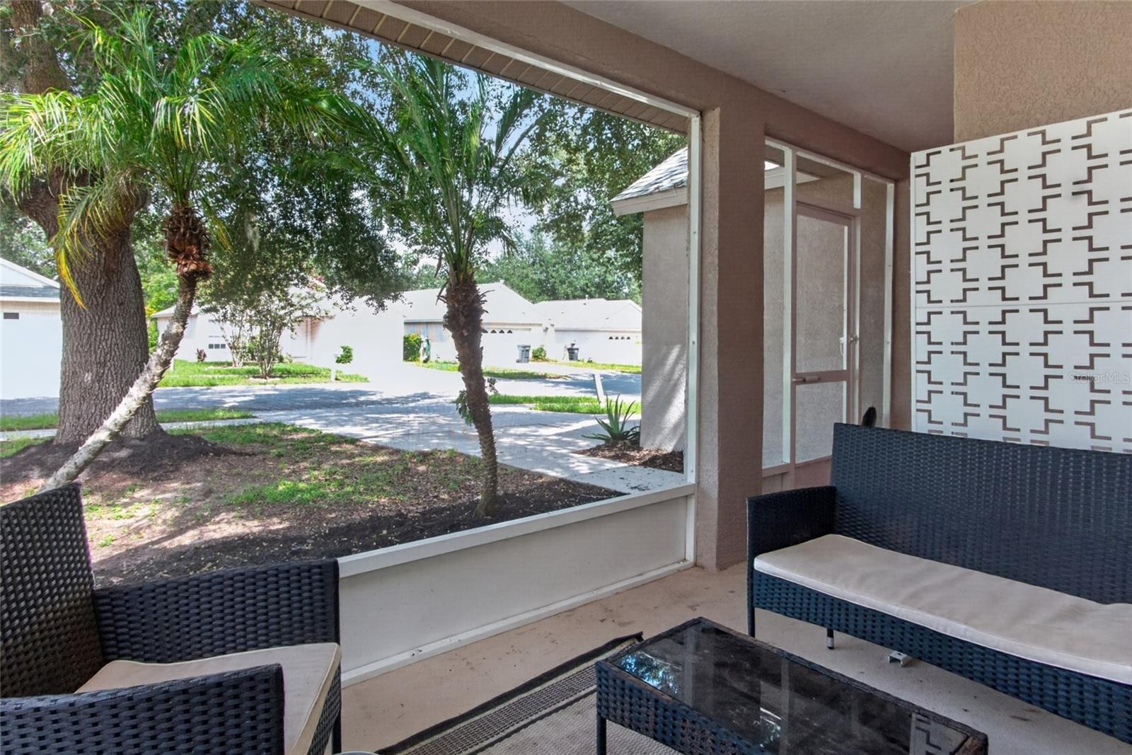 518 SUMMER SAILS DR