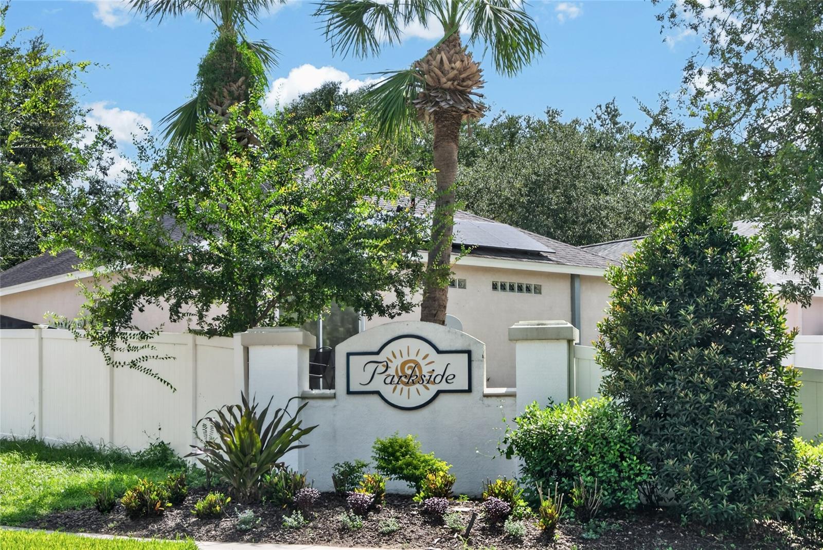 518 SUMMER SAILS DR