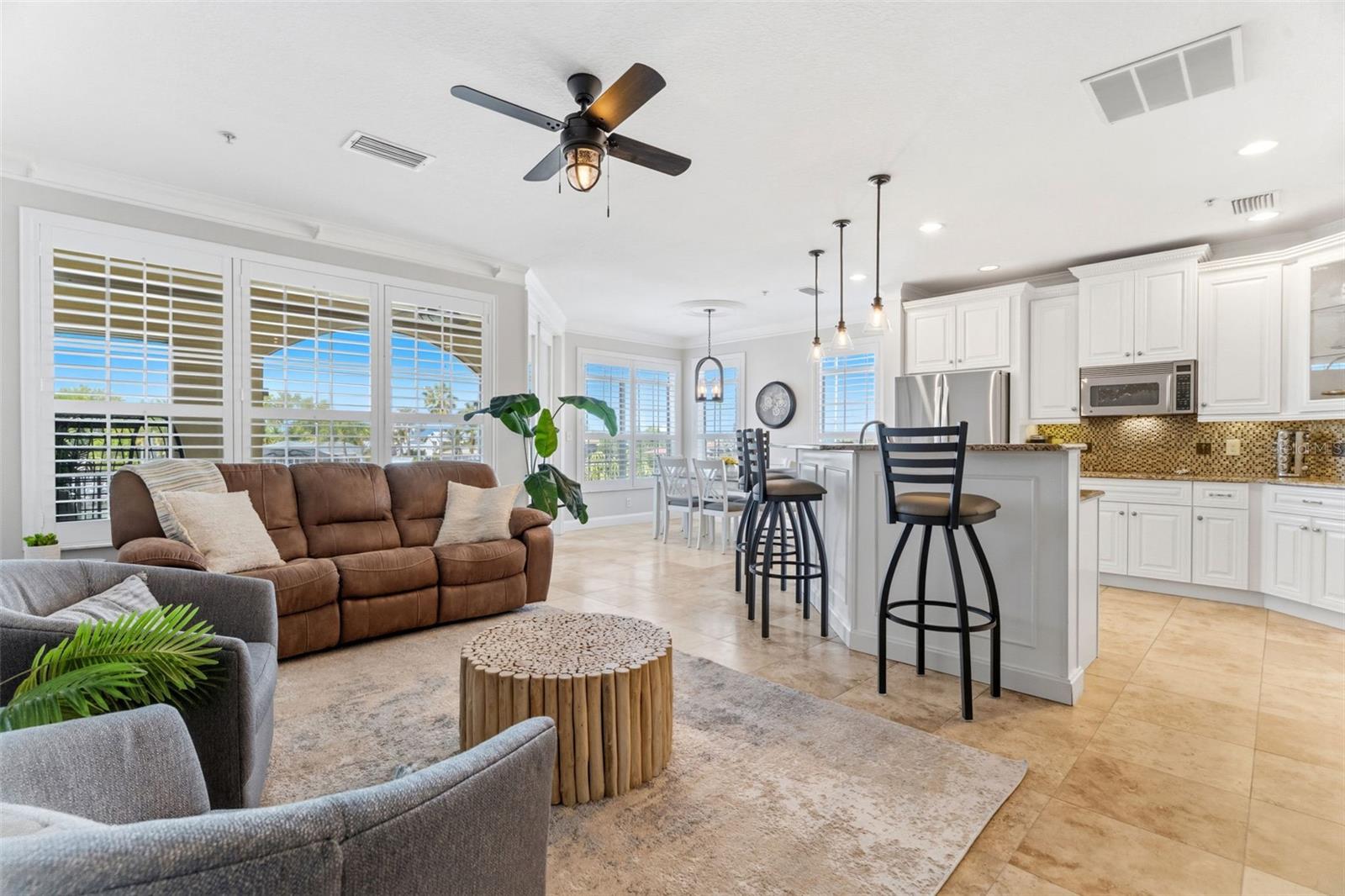 6420 SUNSET BAY CIR