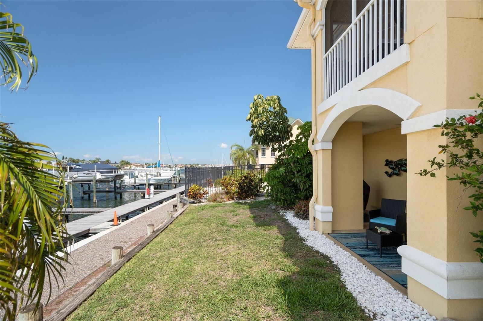 6420 SUNSET BAY CIR